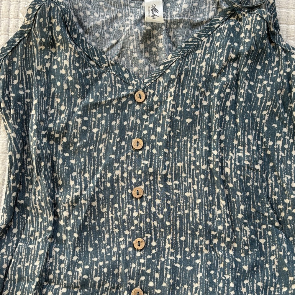Mahina Women’s Summer Dress Dark Sage and Cream Spots, Slit in Front - Picture 5 of 8